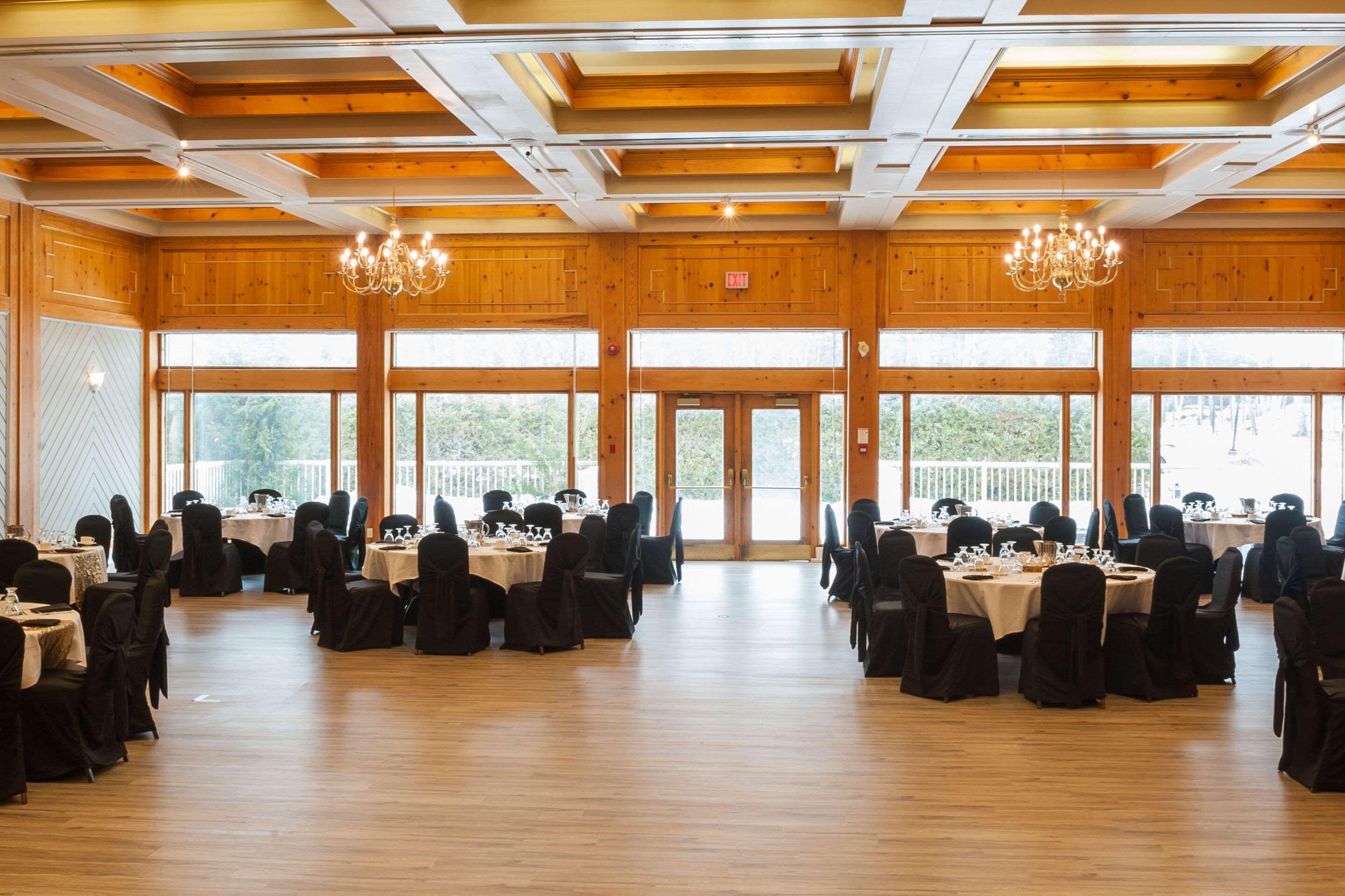Pinestone Resort, Conference Centre, Spa & Golf Course Haliburton Exterior foto